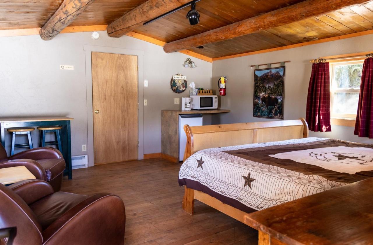 Half Moon Lake Lodge Pinedale Extérieur photo